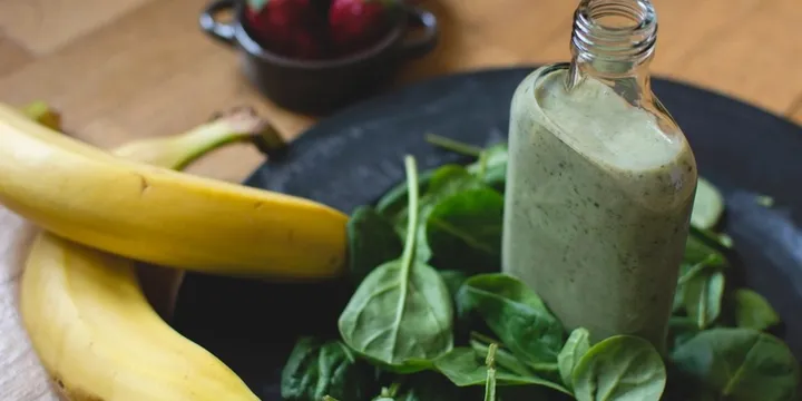 Best Greens Powder Supplement 2026: AG1 Alternatives and Value Picks