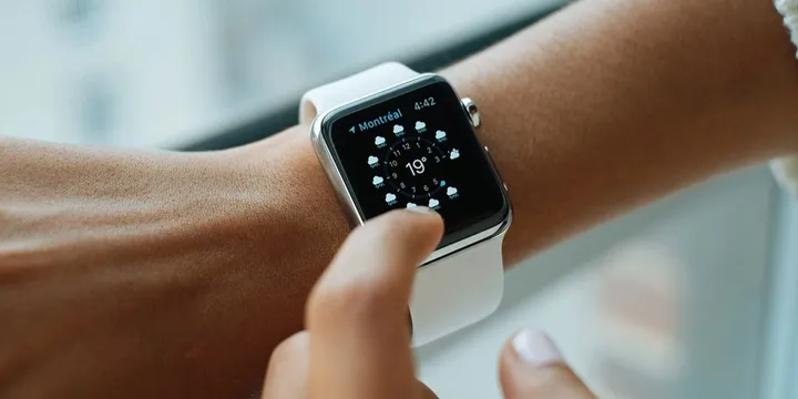 Best Sleep Tracker for Deep Sleep 2026: Oura vs Whoop